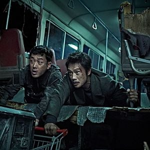 Photo Lee Byung-Hun
