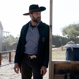 Photo Garret Dillahunt