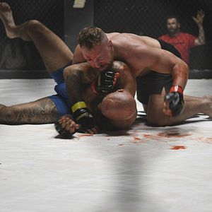 Photo Cagefighter
