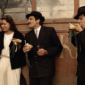 Photo Qui chante là-bas?