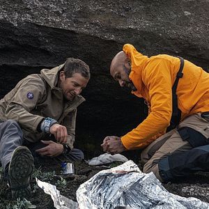 Photo En pleine nature avec Bear Grylls