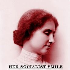 Photo Her Socialist Smile