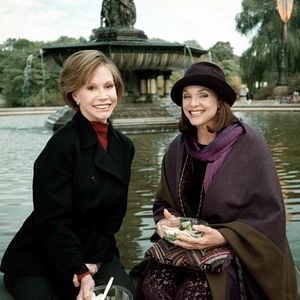 Photo Mary And Rhoda