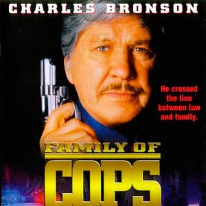 Photo Tel père... tel flic !