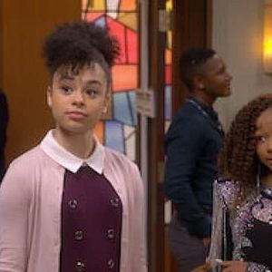 Photo Lay Lay dans la place