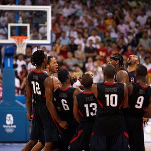 Photo The Redeem Team : Rebondir ensemble