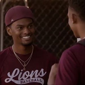 Photo All American: Homecoming