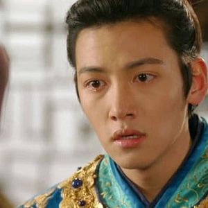 Photo The Empress Ki