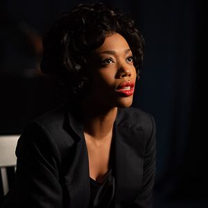 Photo Whitney Houston : I Wanna Dance With Somebody