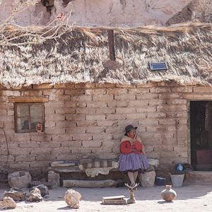 Photo Utama : La Terre Oubliée