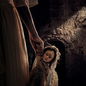 Photo The Communion Girl