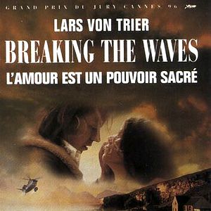 Photo Breaking the Waves