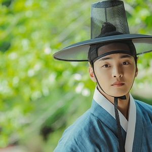 Photo Poong, the Joseon Psychiatrist