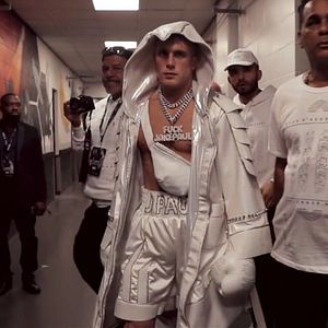 Photo L'Envers du sport : Jake Paul, l'enfant terrible de la boxe