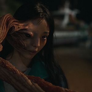 Photo Parasyte: The Grey