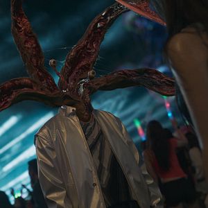 Photo Parasyte: The Grey