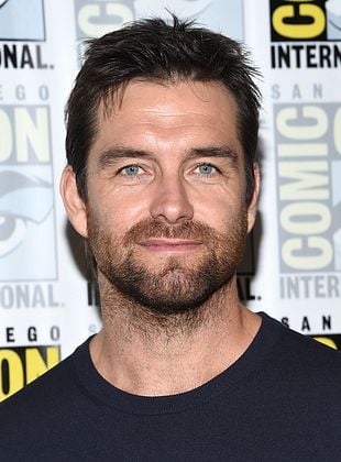 Antony Starr