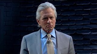 image de Michael Douglas rejoue l'interrogatoire de Basic Instict