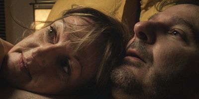 poster de la série l’oiseau sort du nid.