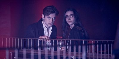 poster de la série La nuit nous appartient