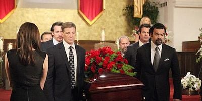 poster de la série Après la mort