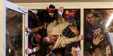 poster de la série Entre deux feux