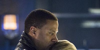 poster de la série Quelqu'un d'autre