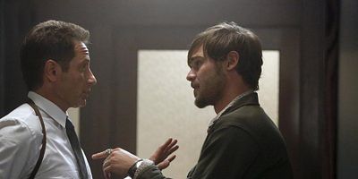 poster de la série Home Is Where You're Happy
