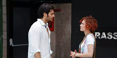 poster de la série İnadına Aşk 3.Bölüm