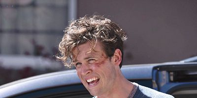 poster de la série How to Survive Your Loveable Jackass