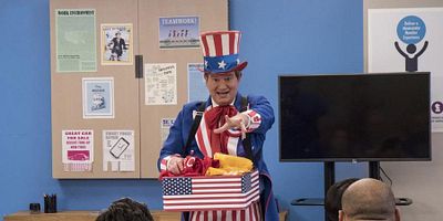 poster de la série La guerre des couleurs