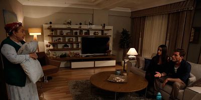 poster de la série İnadına Aşk 32.Bölüm Final