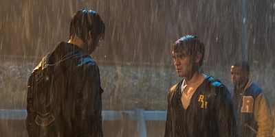 poster de la série La ville qui redoutait le crépuscule