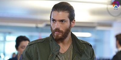 poster de la série Erkenci Kuş 1.Bölüm
