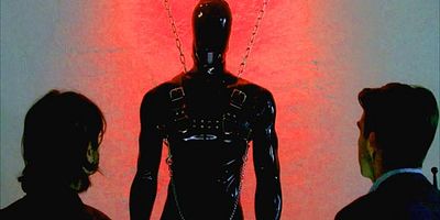 poster de la série L'homme en latex