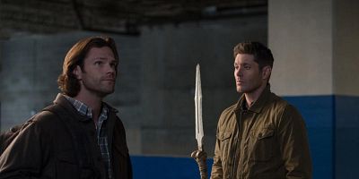 poster de la série L'oeuf et la lance