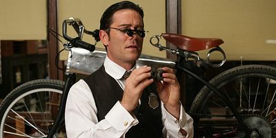 poster de la série La malle ensanglantée