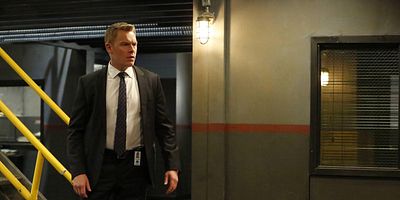 poster de la série Anna McMahon (N°60)