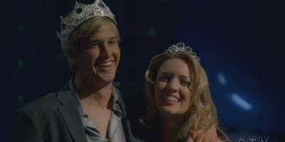 poster de la série Le dernier bal