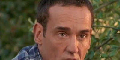 poster de la série La Fille qui marchait vers la mère