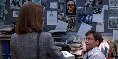 poster de la série Nous ne sommes pas seuls