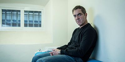 poster de la série Y croire jusqu'au bout