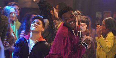 poster de la série Strictement réservé