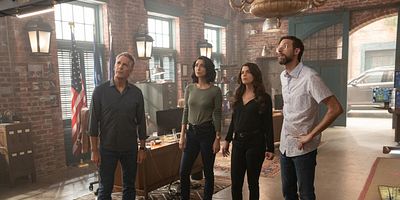 poster de la série Coûte que coûte