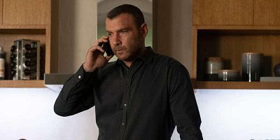 poster de la série Passport and a Gun