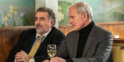 poster de la série A l'aube du crépuscule