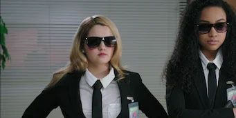 poster de la série Nanobots, Soufflés and Gray Goo, Oh My