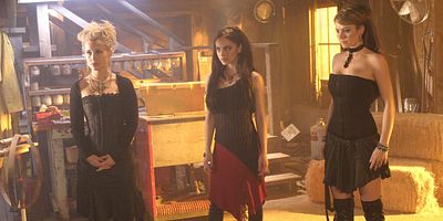 poster de la série Les trois sorcières