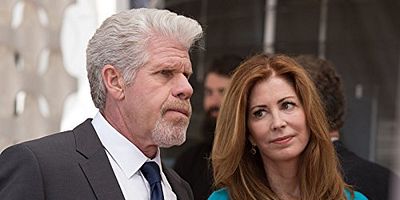 poster de la série The Tie That Binds