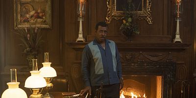 poster de la série Whitey's on the Moon